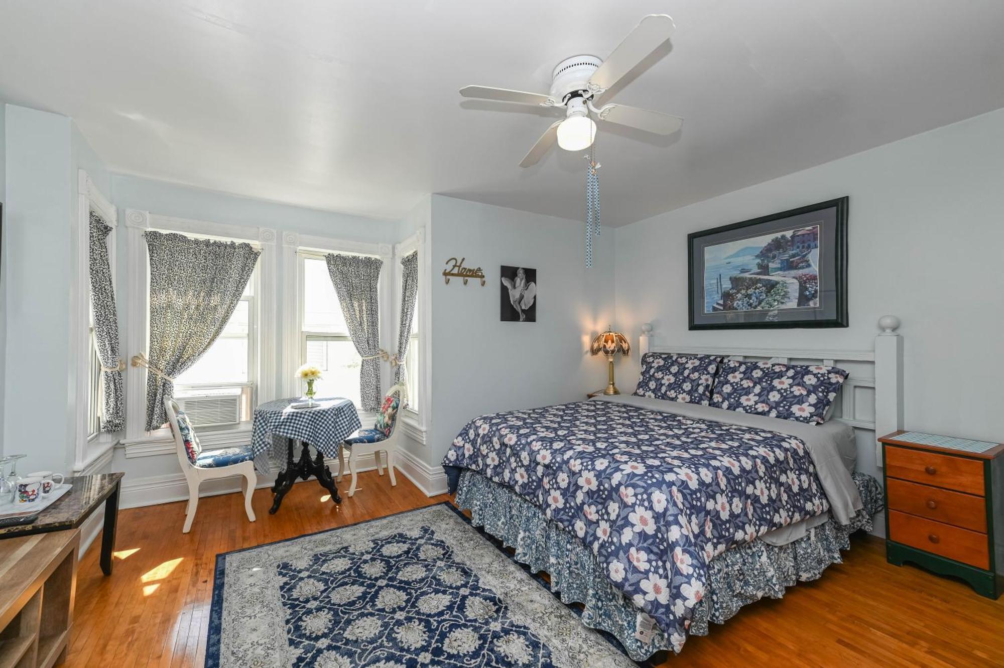 Niagara Inn Bed And Breakfast Extérieur photo